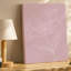 Reproduction d'art numérique sur toile rose pastel rose qui crée une toile de fond minimaliste-819414816