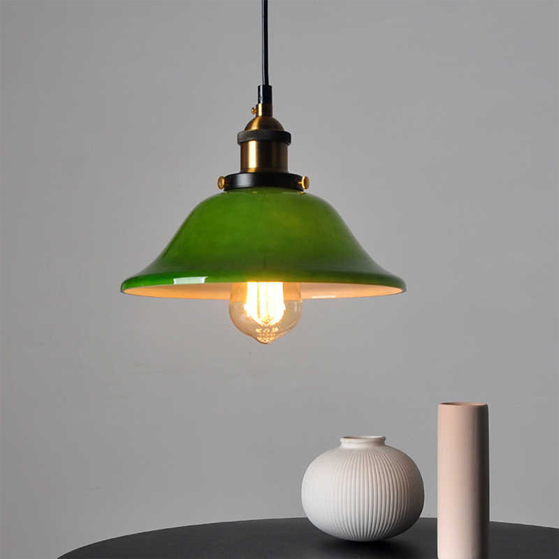 Luminaire suspendu noir mat à 1 lumière Bengta, H 7,5 pi x l 10 po x P 10 po