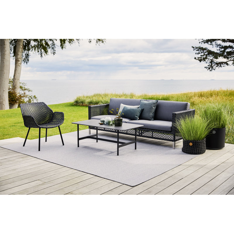 Vibe Black/Graphite Patio Lounge Chair