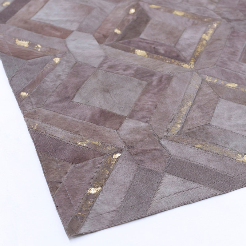 Cowhide Geometric Area Rug in Gray, Rectangle 5'7" x 7'10"