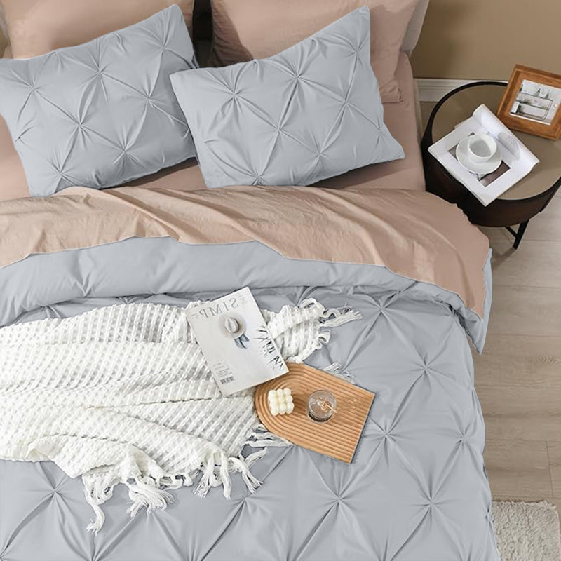  Luxurious Microfiber Pintuck Design Duvet Cover With Pillowcases , Silver, Single Duvet Cover + 1 Standard Pillowcase