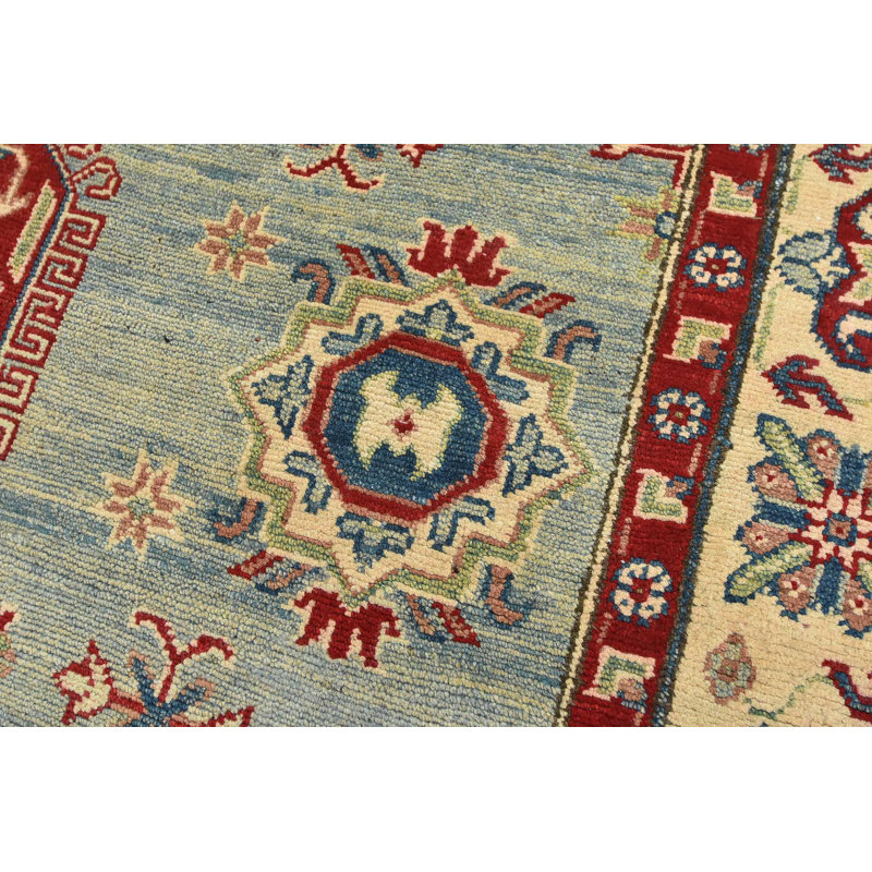 Tapis tribal Kazak 5 pi 1 po x 6 pi 5 po Nektaria
