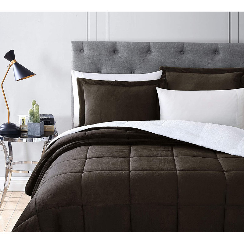 3-Piece Micromink And Sherpa Reversible Comforter Set, King Comforter + 2 King Shams, Chocolate/White