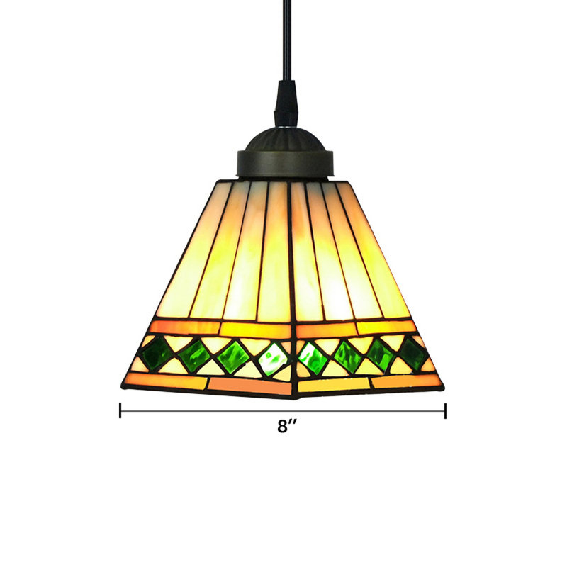 Luminaire suspendu en forme de cône à 1 lumière Jing sans accessoires décoratifs ou secondaires