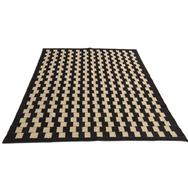 Tapis ivoire 5 x 8 Petrella