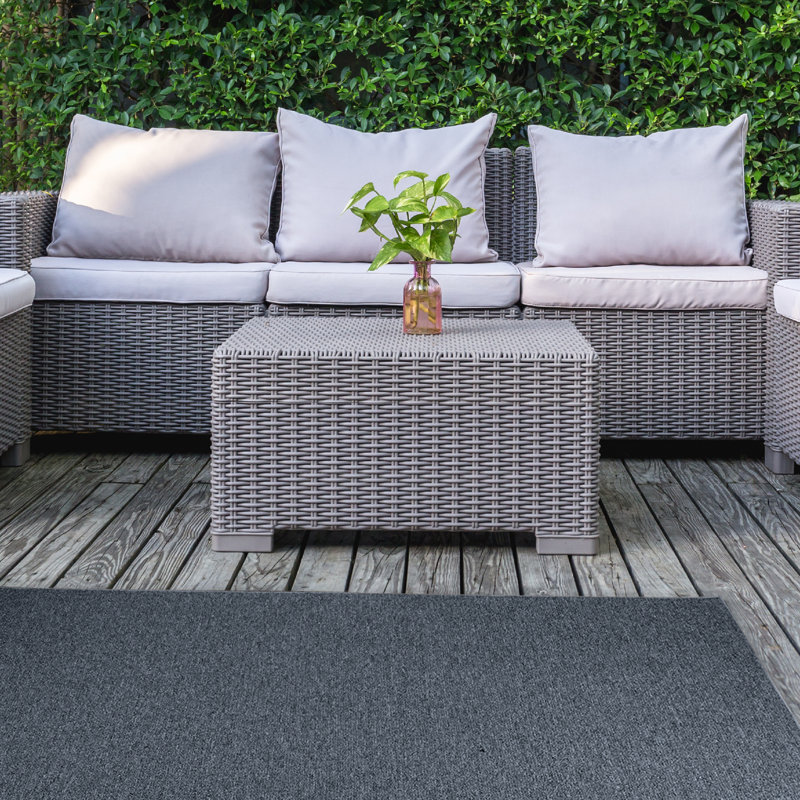 Tapis d'intérieur / extérieur commercial de couleur unie Furnish my Place, Ovale 2 pi x 4 pi
