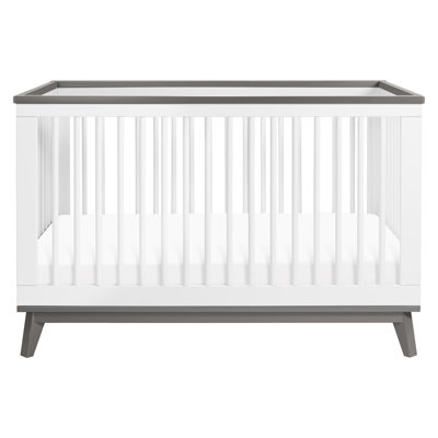 Scoot Pine 3-in-1 Convertible Crib
