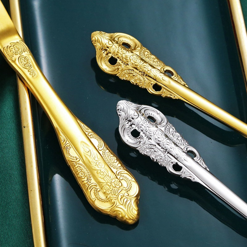 Ensemble de couverts 20 pièces en acier inoxydable 304, coutellerie plaquée or antique avec motif en relief pour steak, ustensiles élégants pour les repas formels et les restaurants