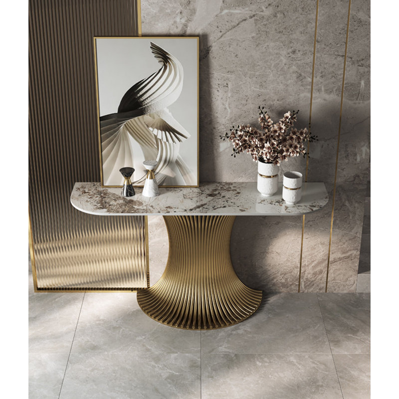 Console moderne de luxe en faux marbre et métal doré, canapé d'entrée ovale à piédestal cannelé