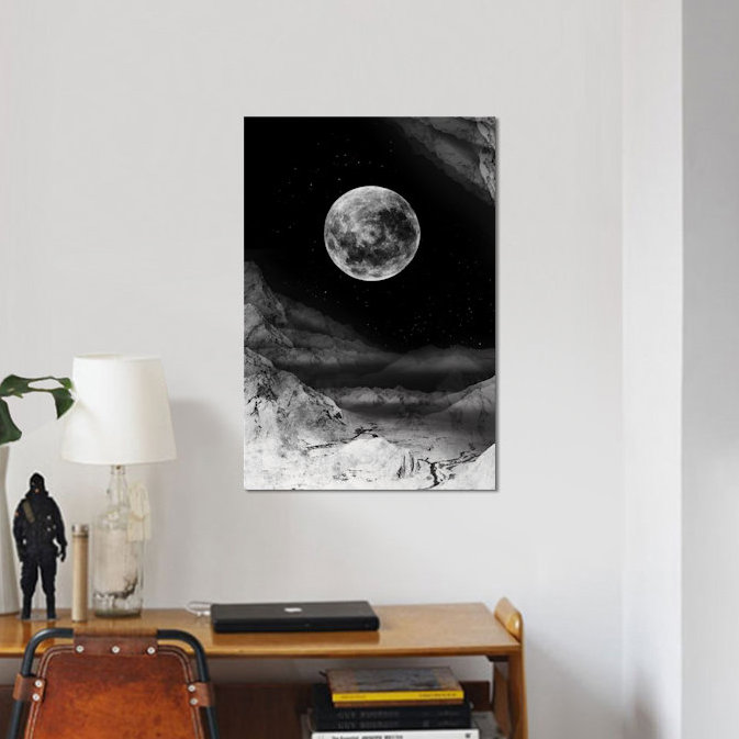 « moon », reproduction d’impression sur toile tendue, H 60 po x l 40po x P 1,5 po
