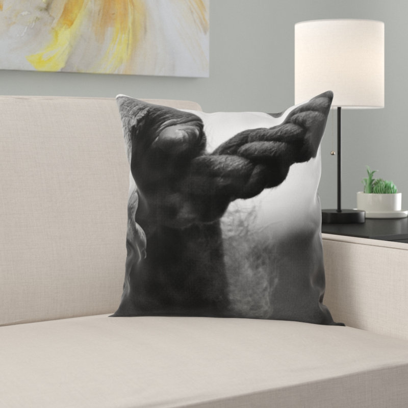 Coussin décoratif à la main