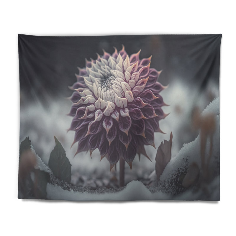 Tapisserie en polyester avec fleur de dahlia mauve en hiver III, H 32 po x l 39 po