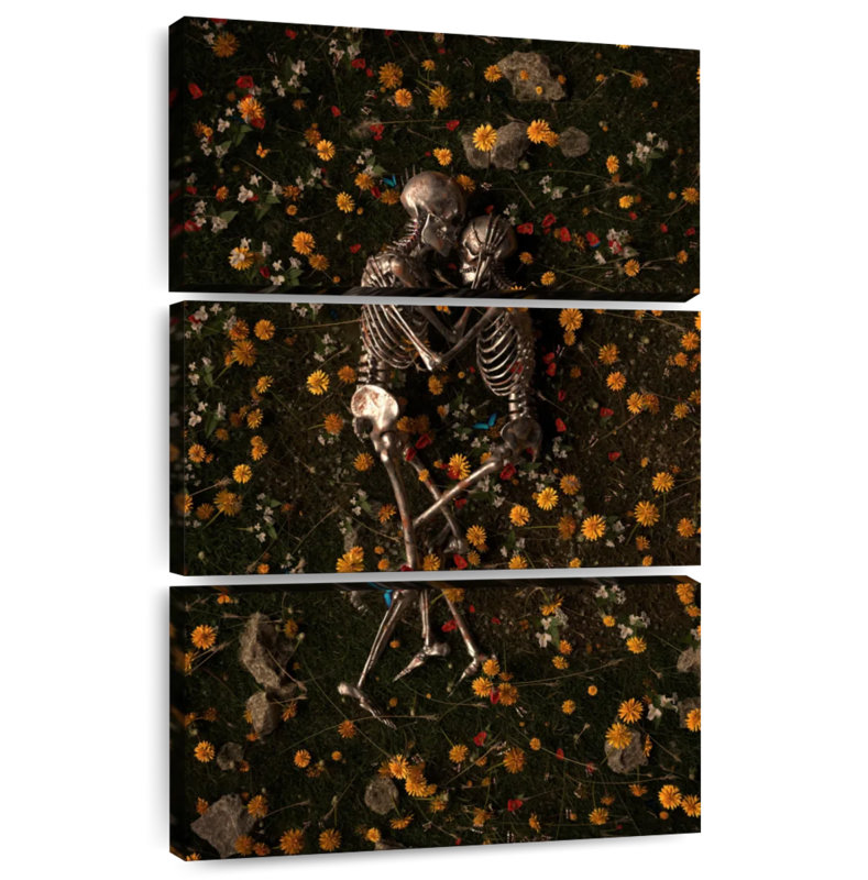 Kelan Memento Mori II, H 45 po x l 28 po