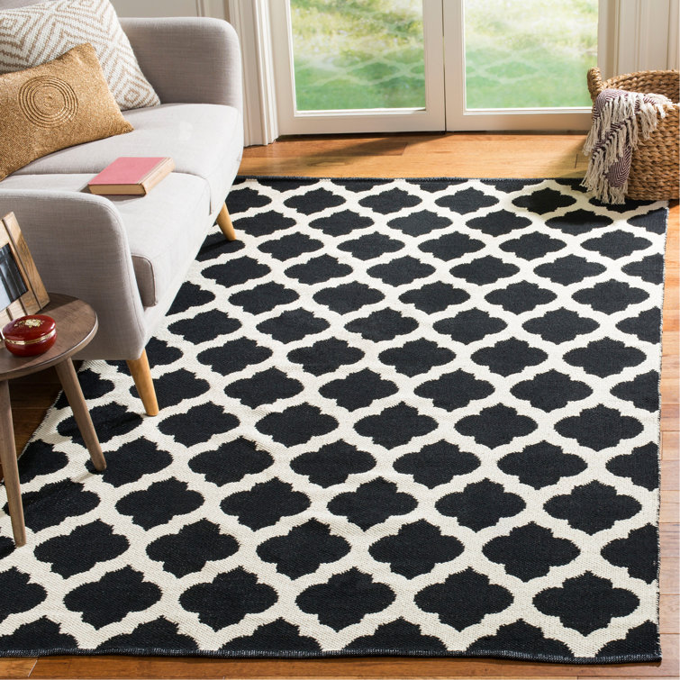 Romona Hand Woven Cotton Geometric Rug