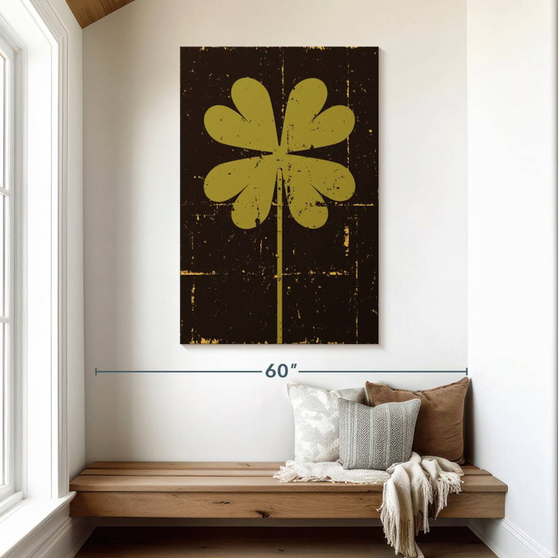 Harnek Grunge Clover, 48" H x 32" W