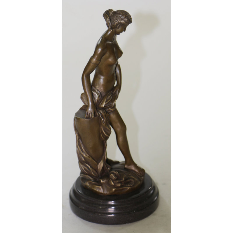 Figurines et sculptures