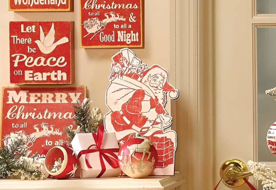 Ornaments & Tree Décor