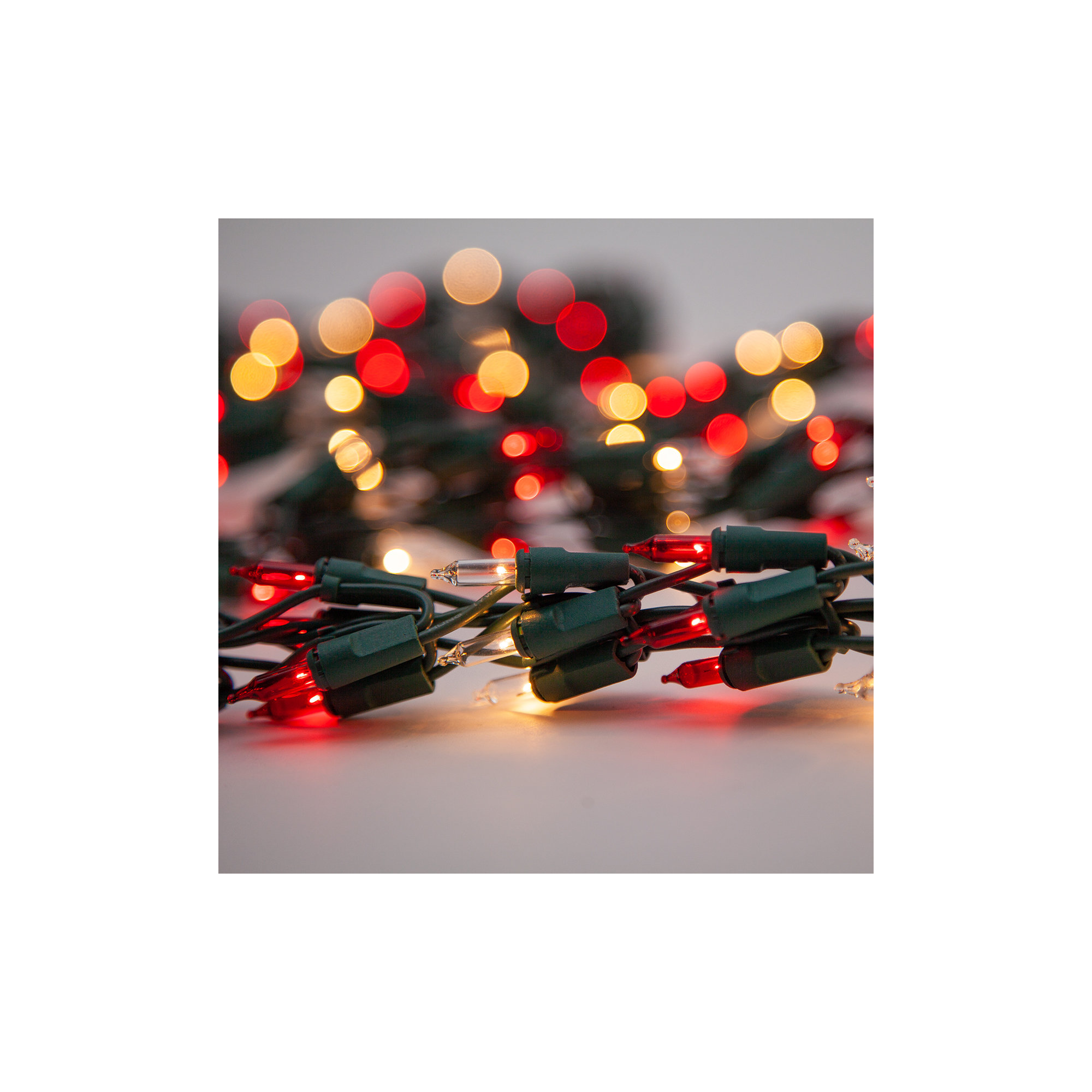 300 Bulb Garland String Lighting, Red and Clear