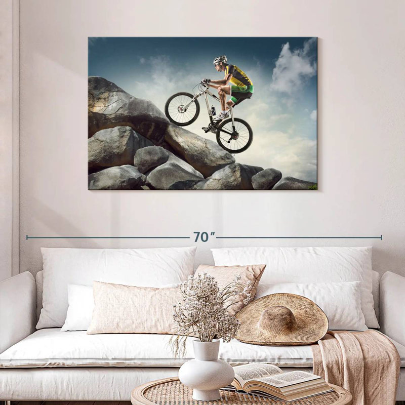 Mehar Cyclist Uphill, H 30 po x l 45 po