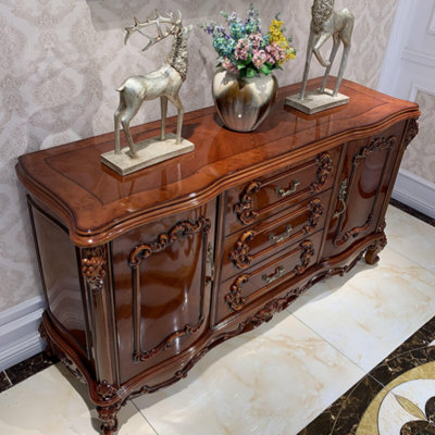 Buffet haut de gamme rétro