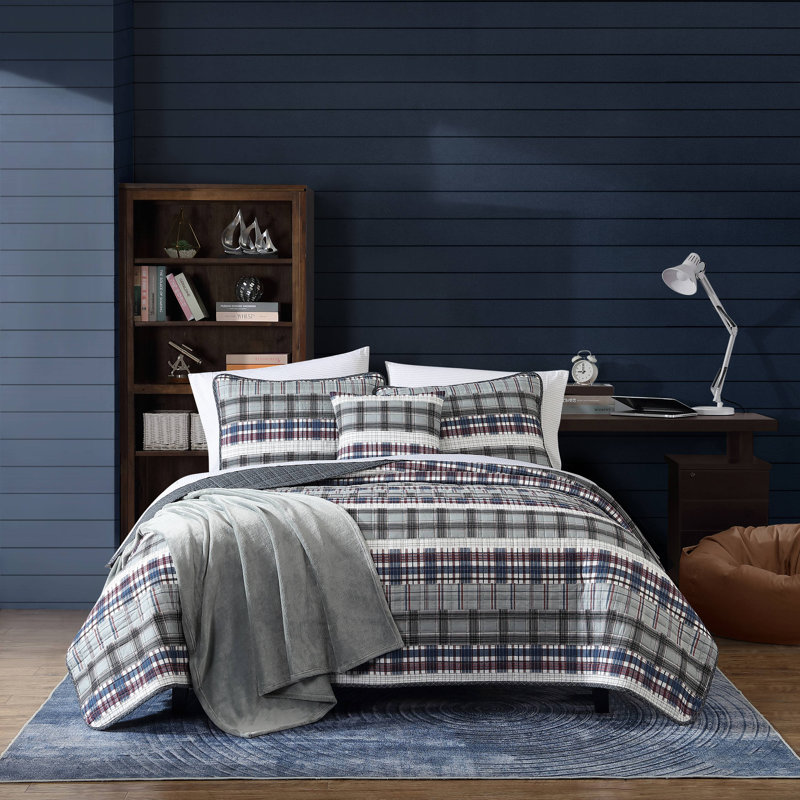 Nautica Marina Cove Cotton Reversible Quilt Bonus Set, Full/ Queen Quilt + 3 Additional Pieces, Gray