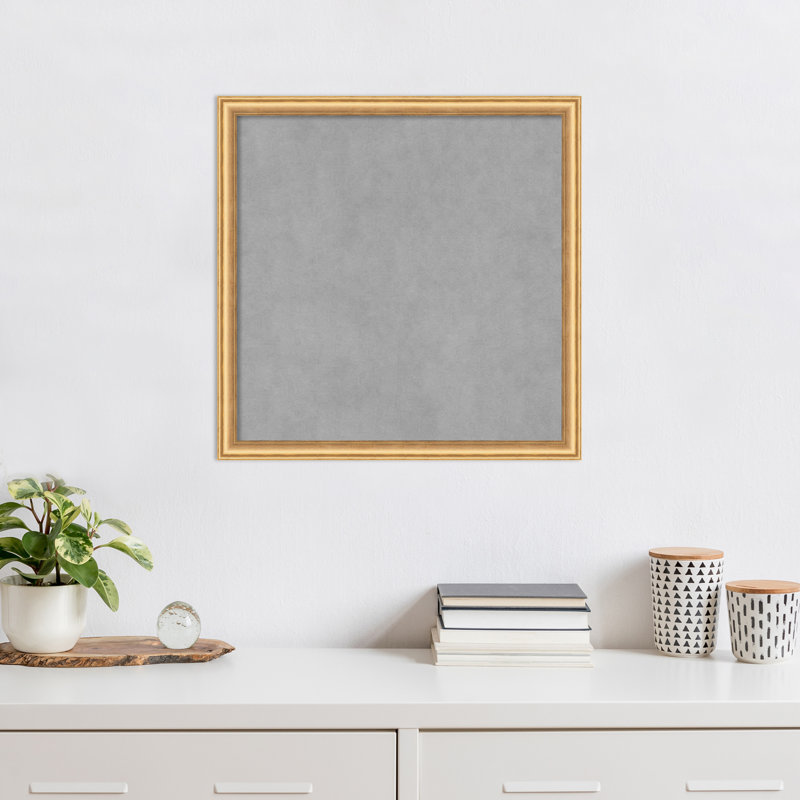 Tableau magnétique magnétique en métal, 22" H x 22" W, Or