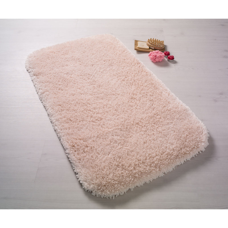 Tapis pour salle de bain McCallsburg, H 1,1 po x l 20 po x L 22 po, Rose