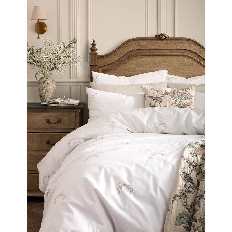 Historic Royal Palaces Bedding, Super King Duvet Cover Set+2 Standard Pillowcases, White Vintage Look