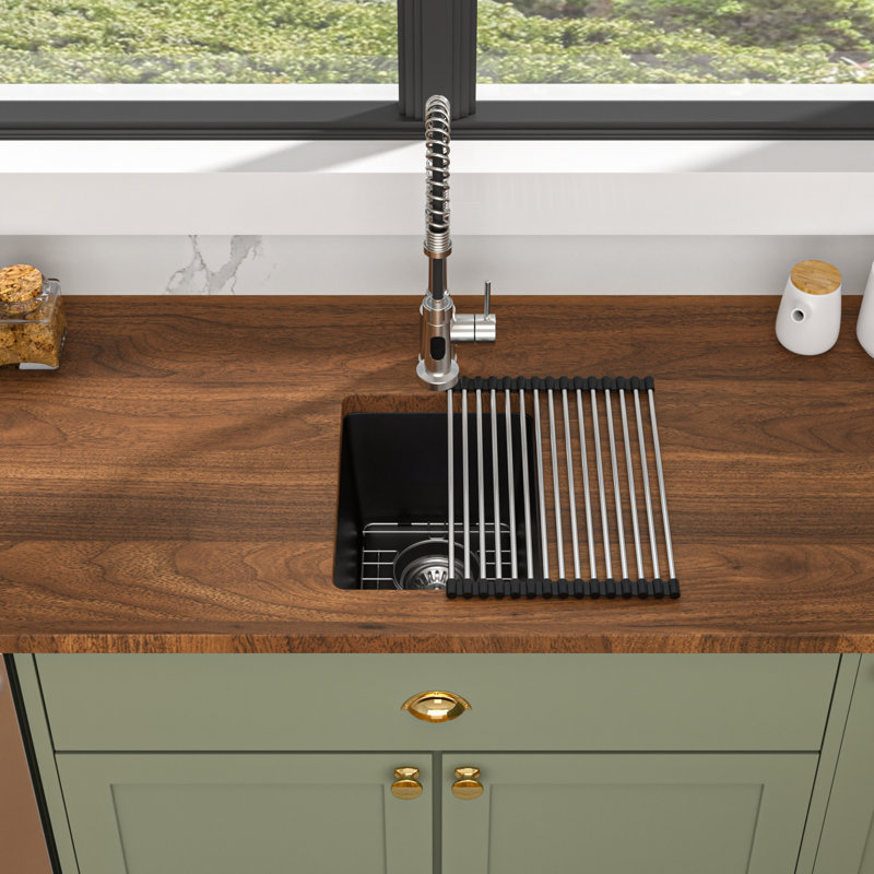 Évier de cuisine encastré à simple cuve de cuisine en quartz avec support enroulable, 12" L x 16" W, Noir/chrome