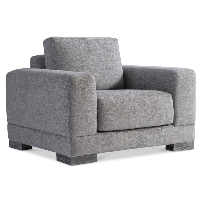 Lars Club Chair