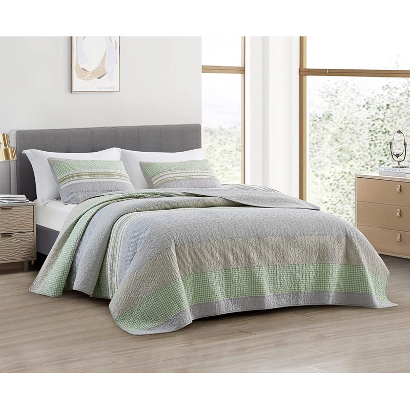 Rene Lightweight Boho Chic Striped Cotton Quilt Set, King Quilt + 2 King Shams