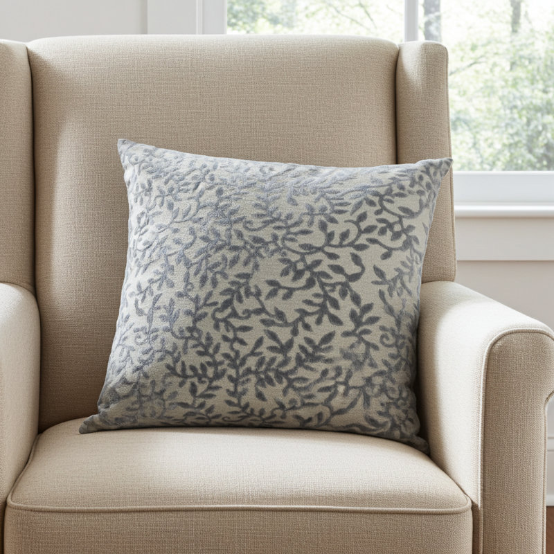 Coussin Plutus Whispering Vines, Gris, Rectangulaire, H 20 po x l 30 po