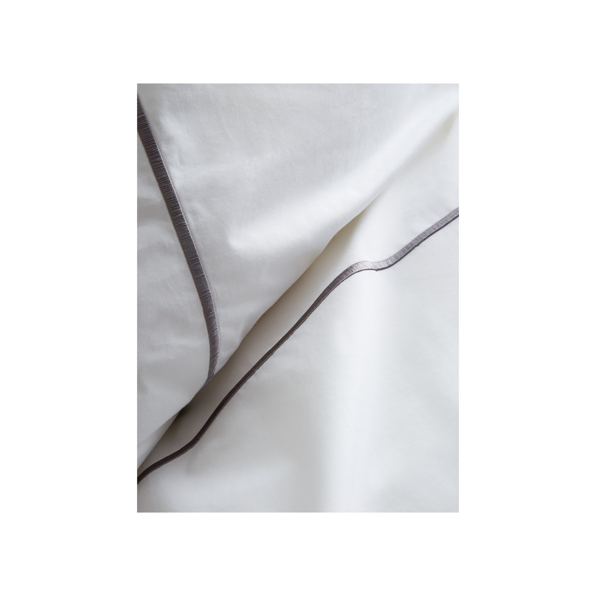 Benin Percale Duvet Cover Set, Charcoal/White, King Duvet Cover + 2 Shams