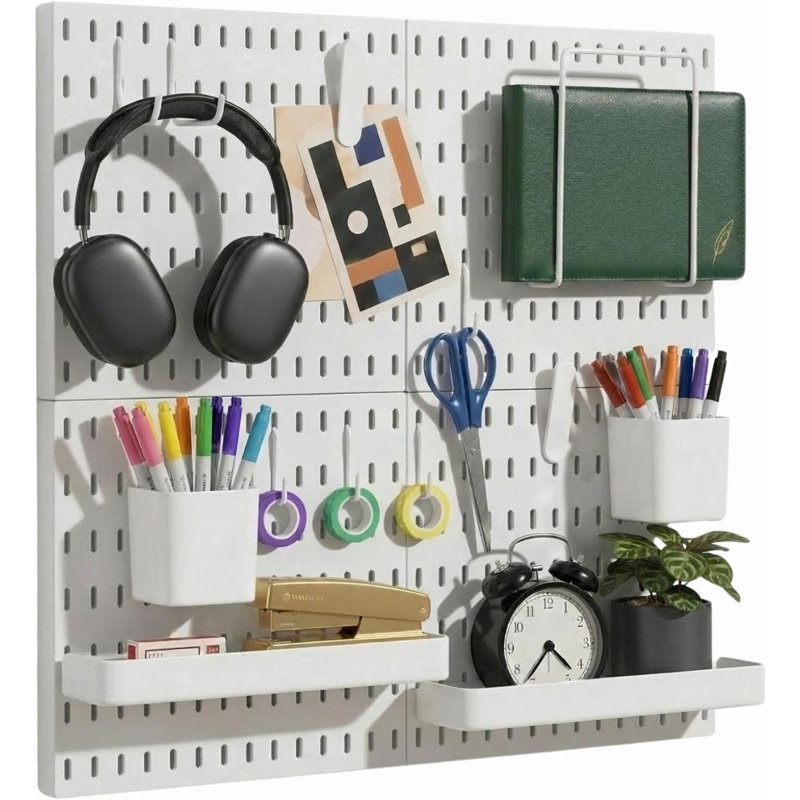 Organisateur mural de panneau perforé, panneaux perforés en plastique, système de rangement modulaire pour bureau à domicile, salle d'artisanat, configuration de jeu (blanc, 22 po x 22 po)