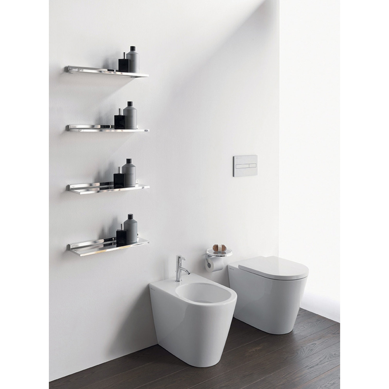 Shelfish 18" Floating Shelf, Chromed