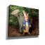 "Epip Graffiti" Peter Rabbit 2 "par John Hovenstine, art mural sur toile, 30 po x 26 po