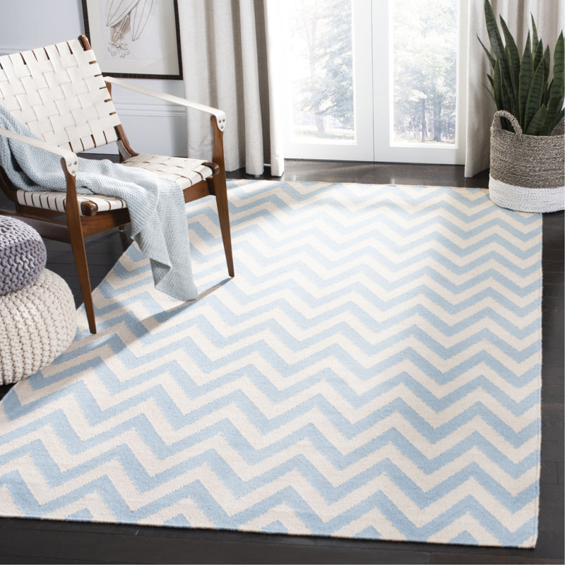 Rodgers Hand Woven Flat Weave Wool/Cotton Chevron Rug in Blue/Ivory, Rectangle 5' x 8'