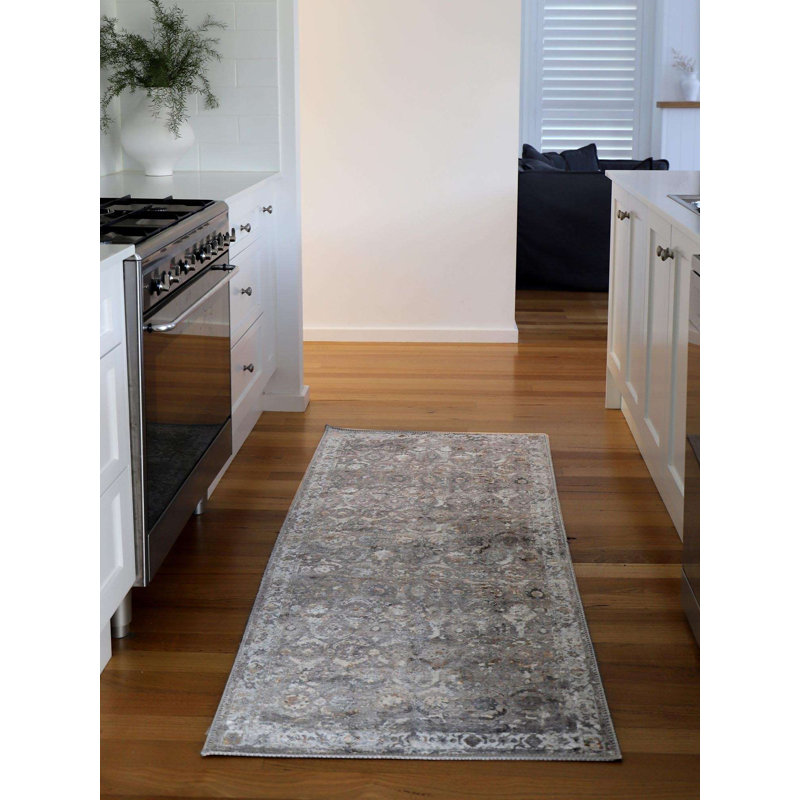 Washable Oriental Indoor Rug, Runner 2'7" x 7'