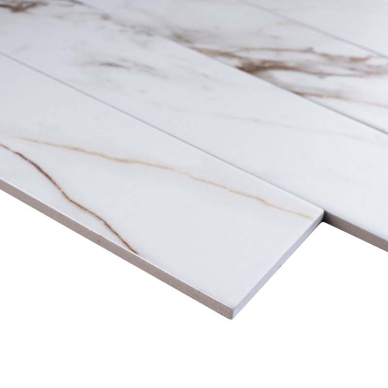Carreau de sol en porcelaine mat aspect marbre 3,15 po x 12,99 po Elegance Subway, Doré