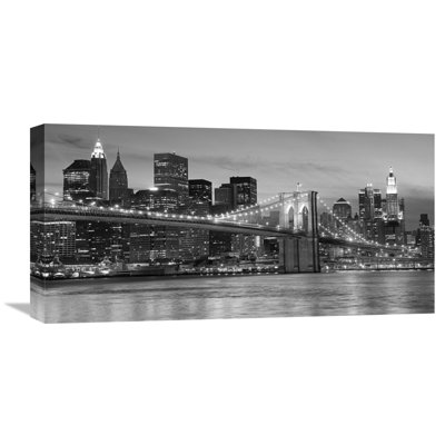 " Brooklyn Bridge At Night "