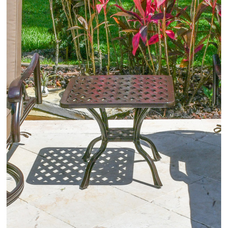 Table d’appoint en métal Caswell
