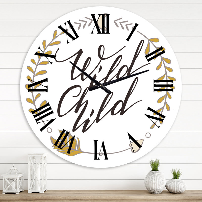 Wild Child - Horloge murale traditionnelle, Moyenne