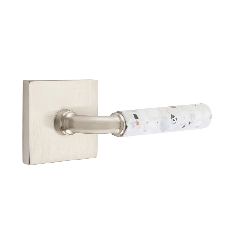 Mortaise intérieure Emtek Select Passage avec rosette carrée et tige R-Bar, levier Terrazzo clair, Gauche, Nickel satiné