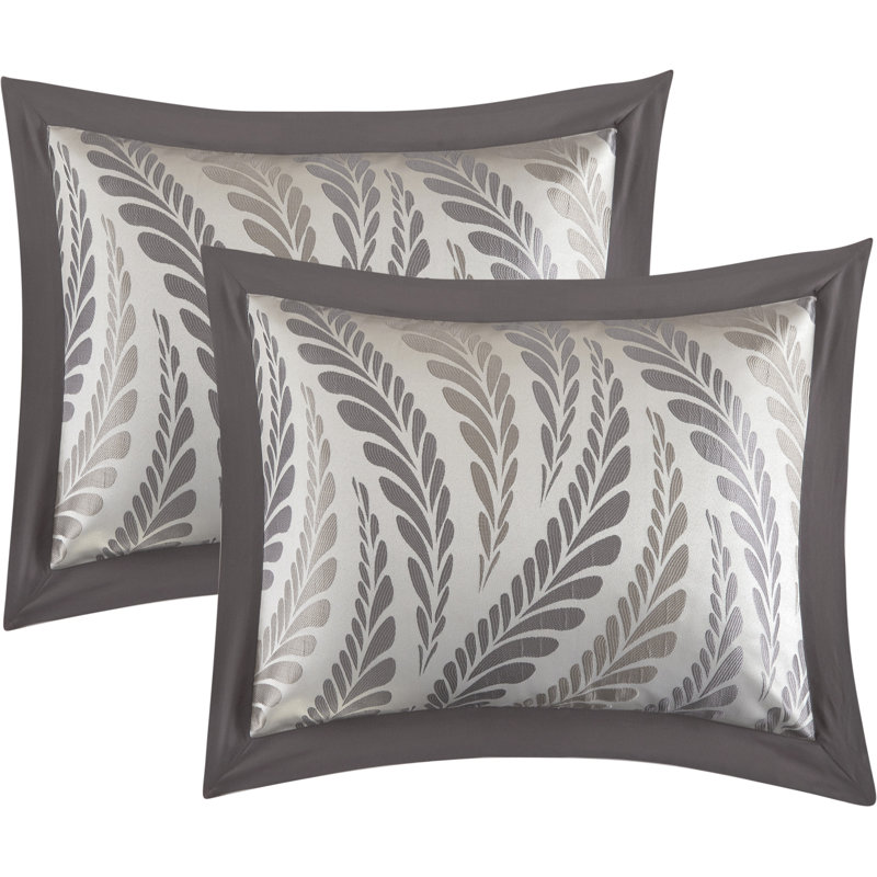 Ensemble d'édredon en microfibre taupe 7 pièces Capella, Édredon de très grande taille et 6 pièces suppl