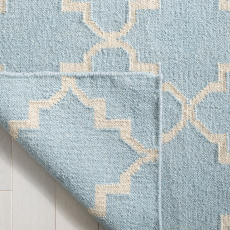 Mccall Hand Woven Flat Weave Wool/Cotton Geometric Rug in Light blue/Ivory, Runner 2'6" x 8'