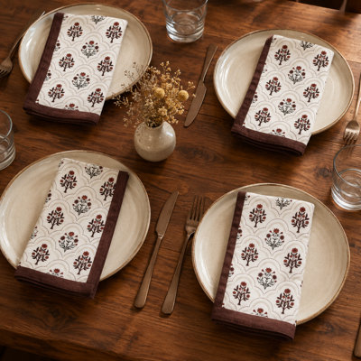 Gulnaar 18" x 18" Rust & Maroon Floral 100 % Cotton Napkins, Set of 4
