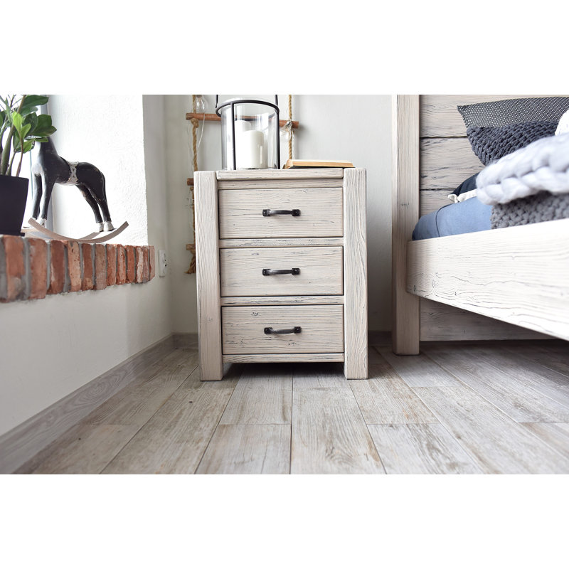 White Springs Configurable Bedroom Set