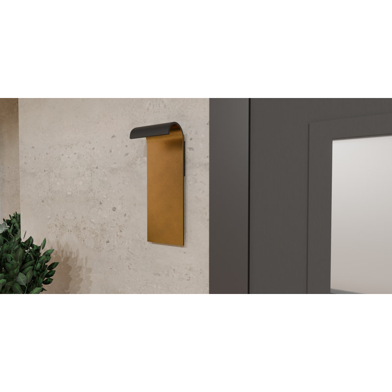 Lanterne murale d'extérieur Jaraad, H 16 po x l 6 po x P 4,75 po