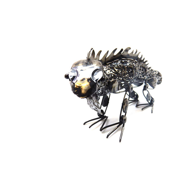 Weber Lizard Statue