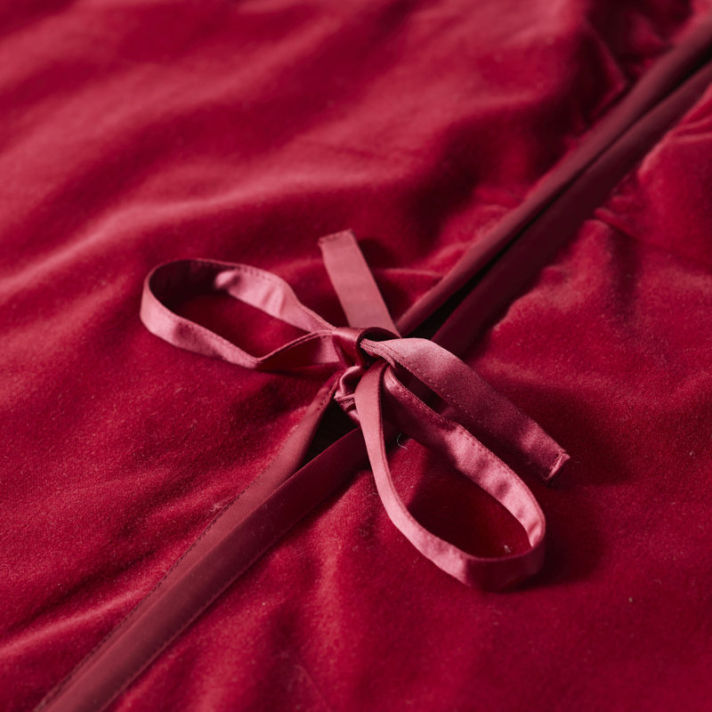 Velvet Tree Skirt, 84" W